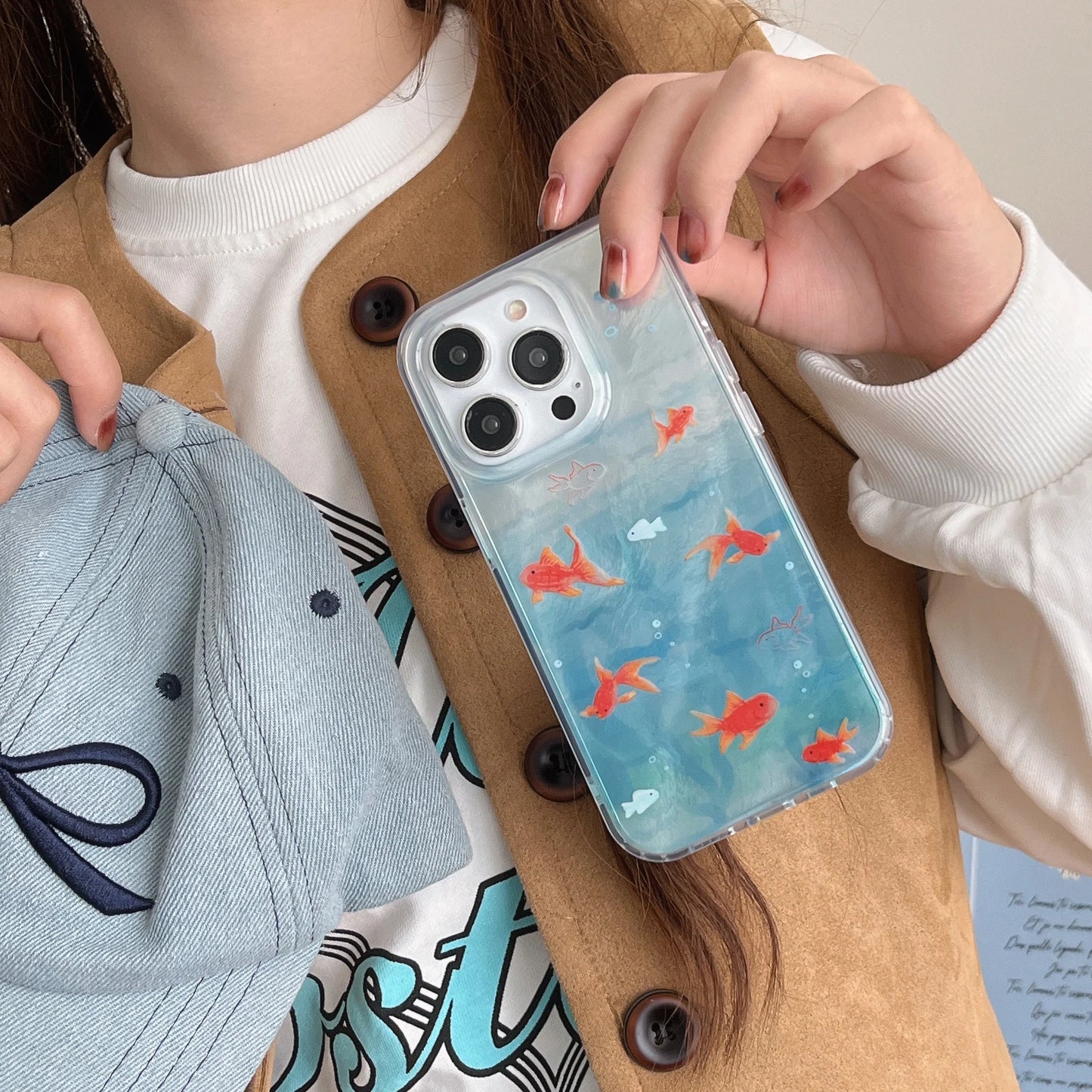 Auspicious Goldfish Ripple Chain Case for iPhone
