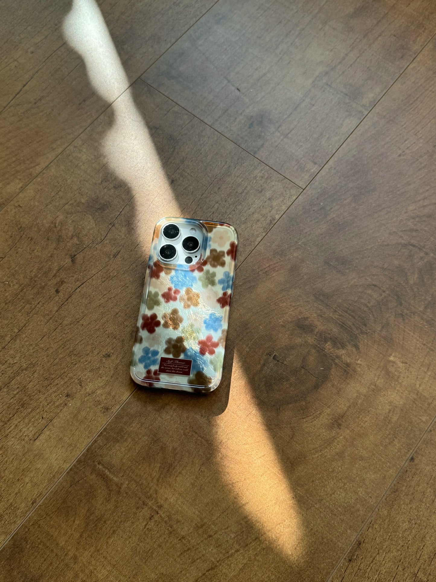 Vintage Ripple Texture Flower Pattern Phone Case for iPhone